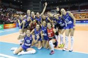Echipa Serbiei si bucuria de dupa victoria cu Brazilia