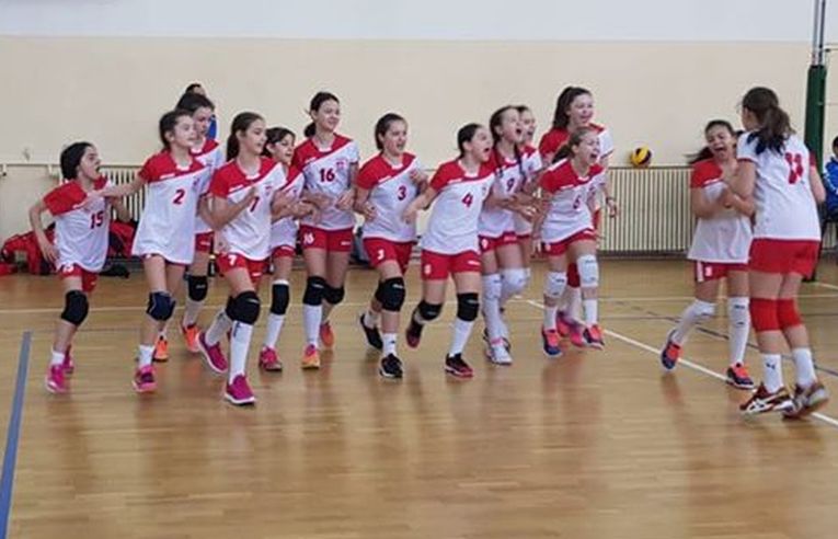 Echipa feminina de minivolei Dinamo in 2018/ 2019