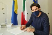 Dragan Stankovic, în momentul semnării actelor prin care a obținut cetățenia italiană