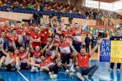 Bucuria voleibaliștilor de la Arcada Galați după cucerirea celui de-al treilea titlu național la volei masculin