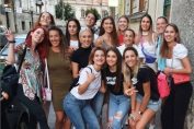 Jucătoarele naționalei României la ieșirea în Cluj-Napoca