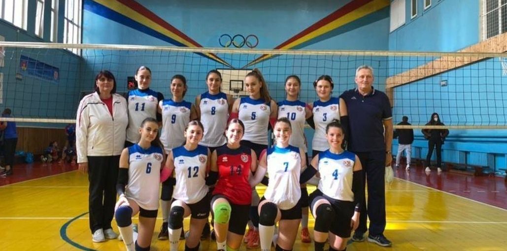 Echipa de volei junioare LPS Piatra Neamț pentru sezonul 2021/ 2022