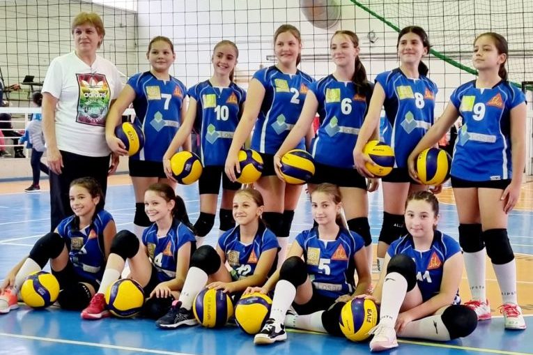 Echipa de minivolei Juvenil Brașov pentru campionatul 2021/ 2022