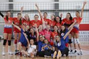 Echipa de sperante a Academiei de Volei Tomis Constanța, după calificarea în semifinale