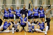 Bucuria jucătoarelor de la CSMU Craiova după victoria obținută la Bacău, în fața Științei