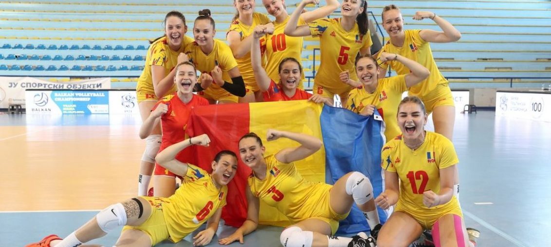 Bucuria jucătoarele românce după victoria cu Macedonia de Nord (FOTO: BVA)